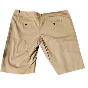 NWT Mossimo‎ Shorts Women’s Size 14 Tan Stretch